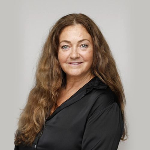 Claire Stapley